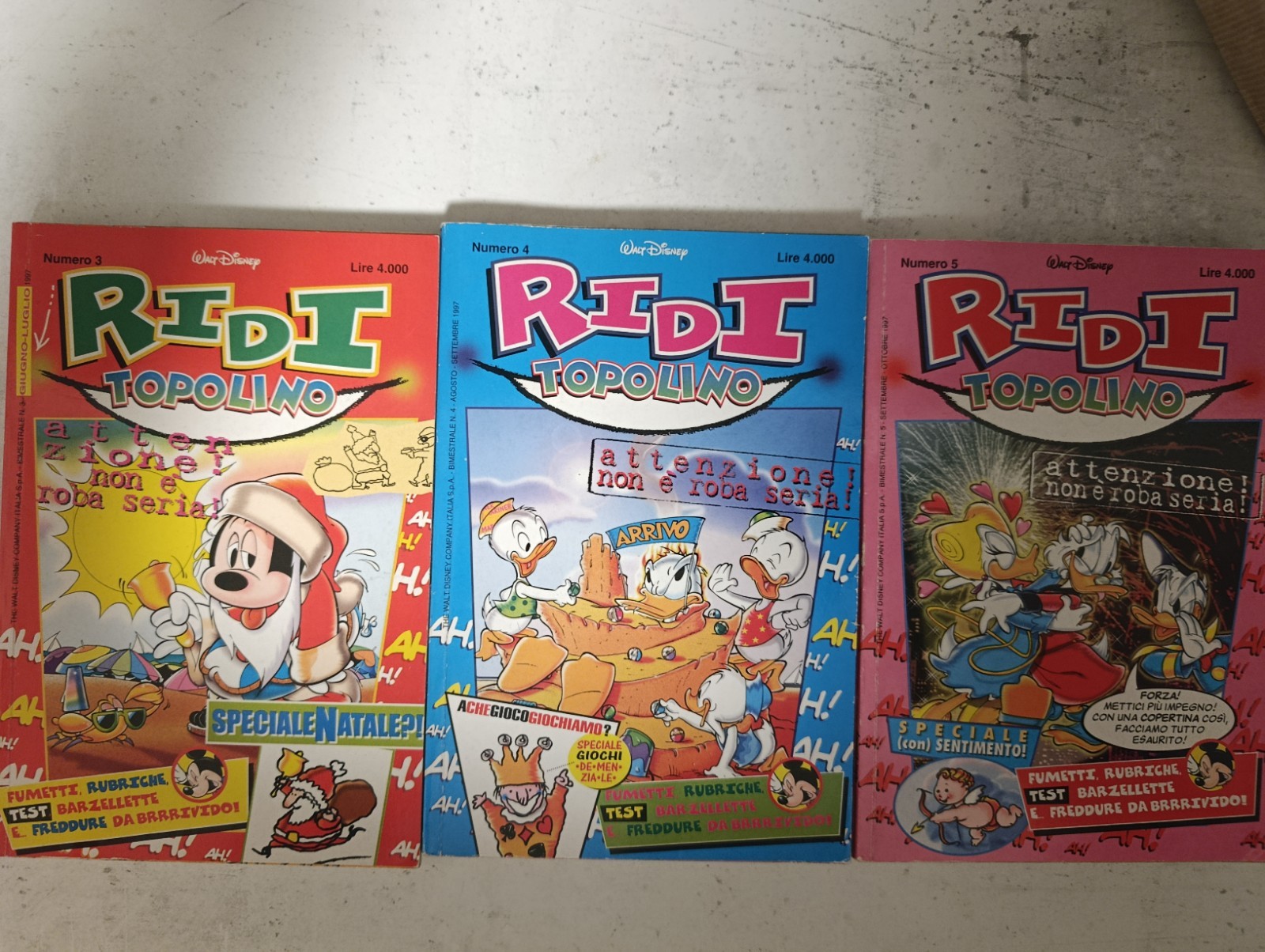 Walt Disney Ridi Topolino Speciale Natale lotto 3 fumetti nn. 3, 4 e 5.