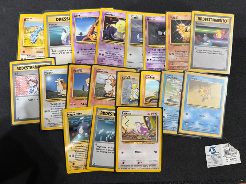 Lotto 19 carte Pokemon set base