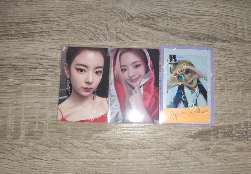 Itzy pcs Lia photocard kpop album