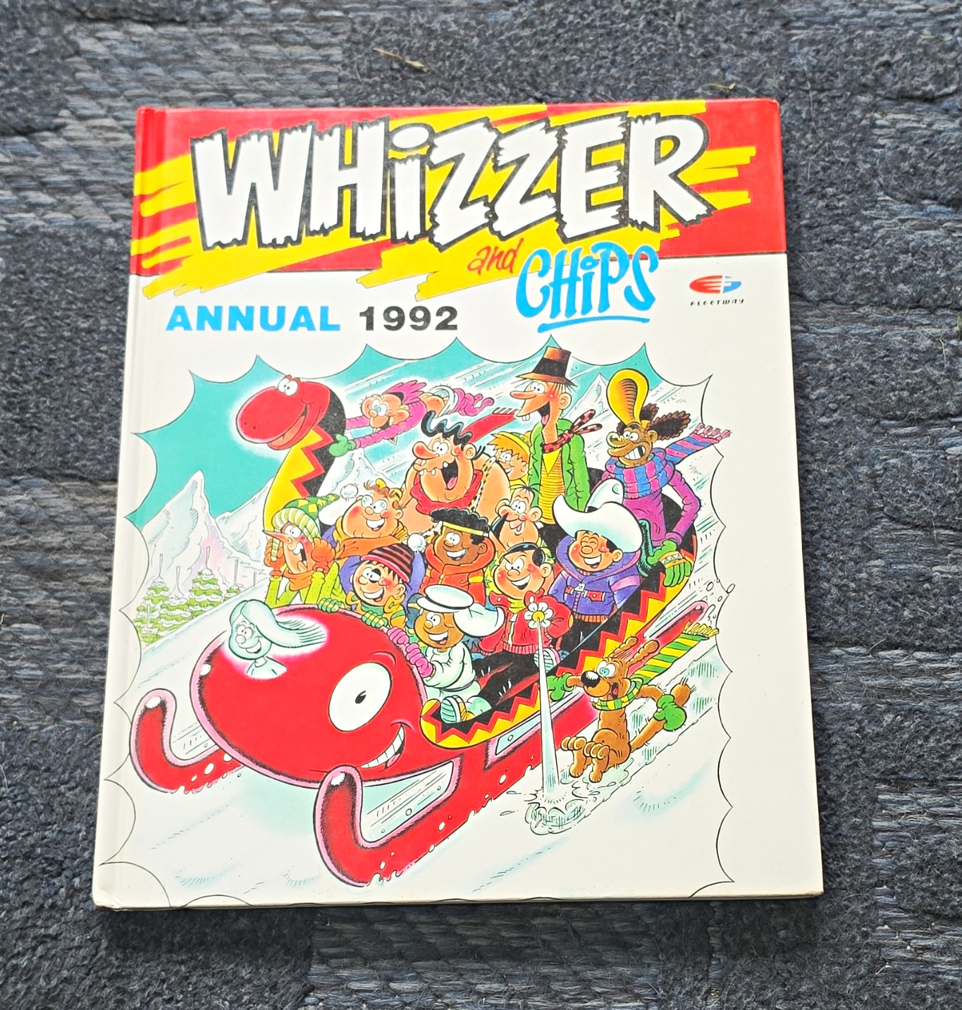 Whizzer and Chips Annual 1992  Unclipped 