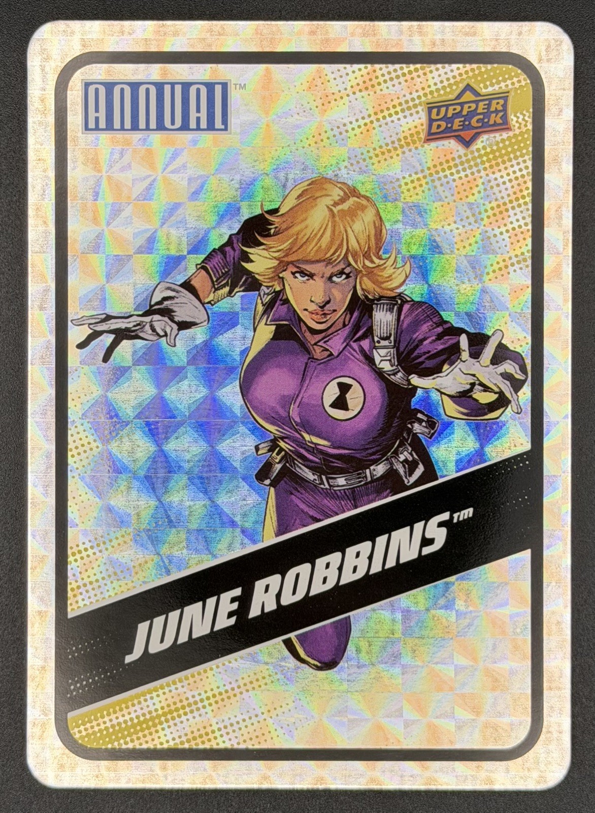 2024-25 Upper Deck DC Annual June Robbins Backscatters #B-3