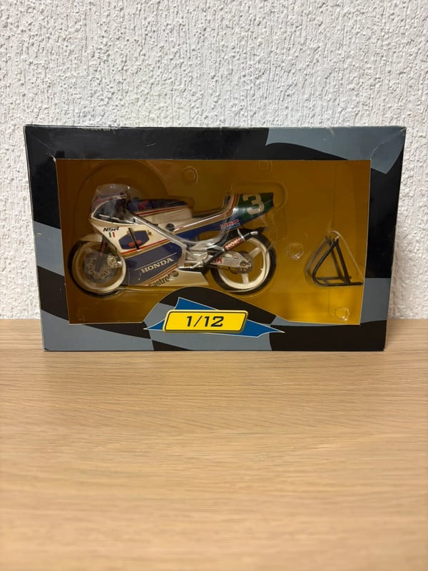 Honda 1/12 Luca Cadalora