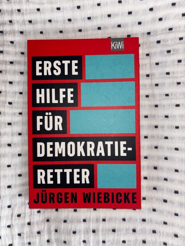 Erste Hilfe für demokratieretter