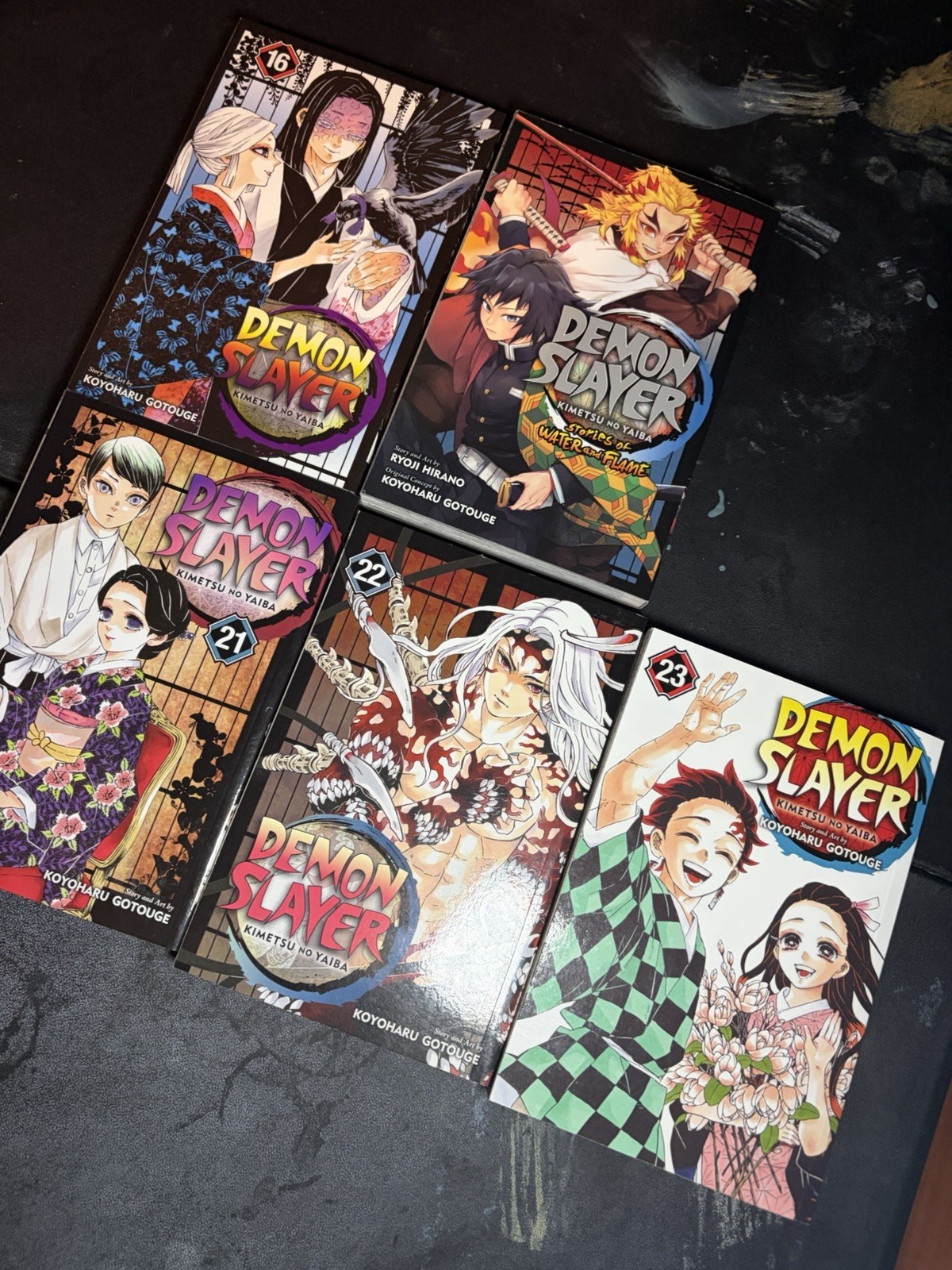 Collezione Demon Slayer: Kimetsu no Yaiba