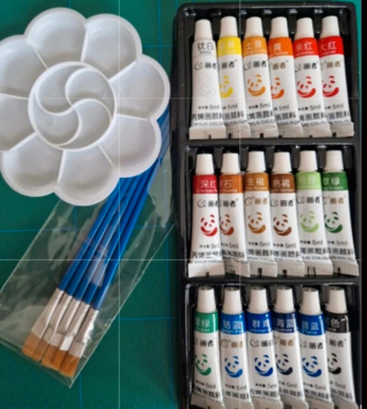 Confezione di 18 colori + 4 pennelli+ 1 tavolozza