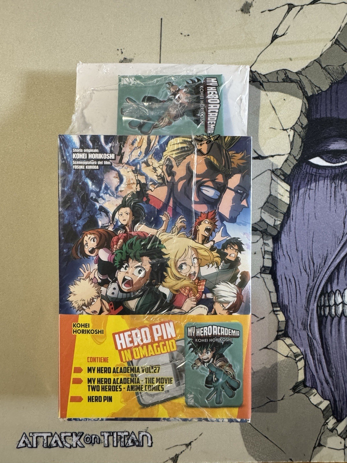 My Hero Academia - 27 Variant + Anime Hero Pin 