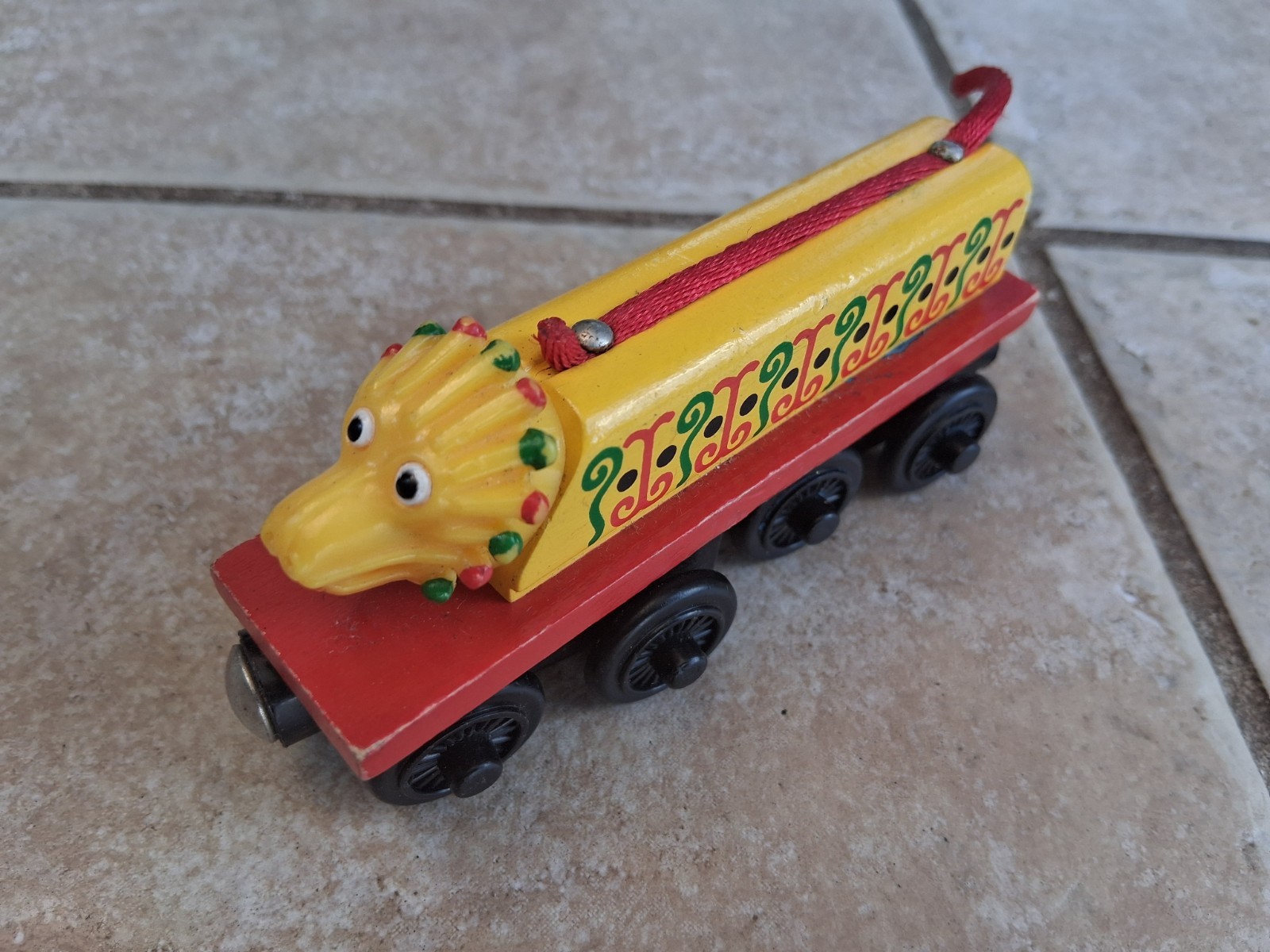 Thomas & Friends Drago cinese in legno, magnetico. Oggetto raro