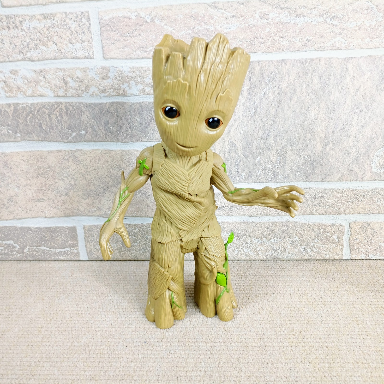 Baby Groot Dancing I AM GROOT Marvel Guardians of the Galaxy Electronic Toy 11"