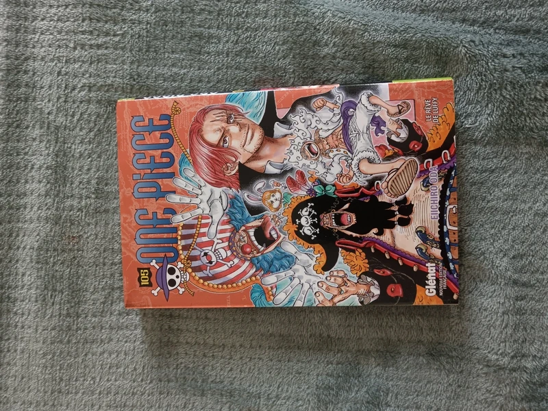 Manga One piece tome 105 metalisé "Le rêve de Luffy"
