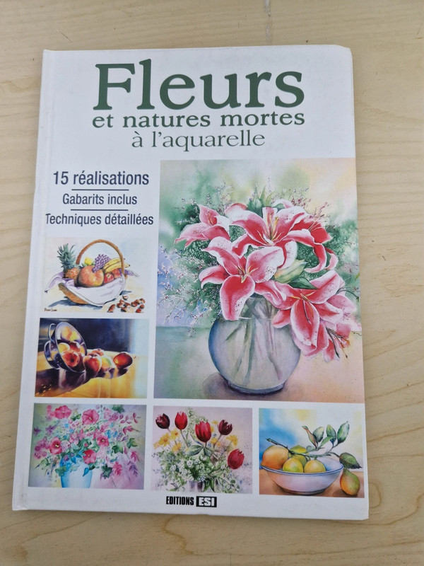 Fleurs et natures mortes à l'aquarelle
