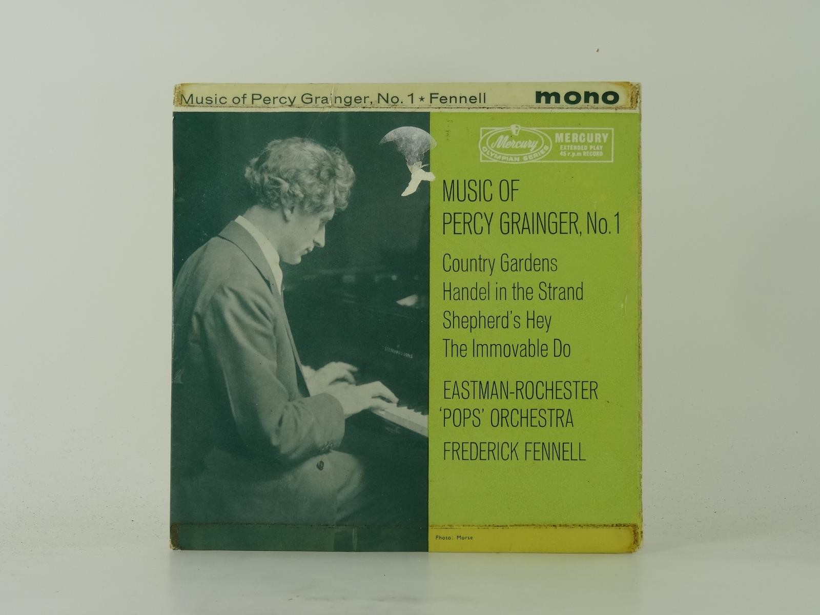 PERCY GRAINGER NO.1 COUNTRY GARDENS (29) 4 Track 7" Single including Picture Sle