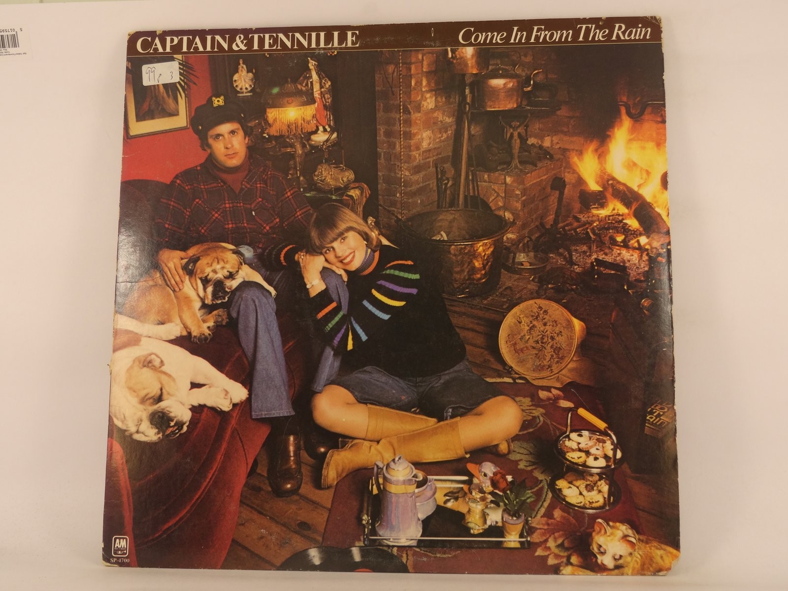 CAPTAIN AND TENNILLE COME IN FROM THE RAIN (435) LP A AND M