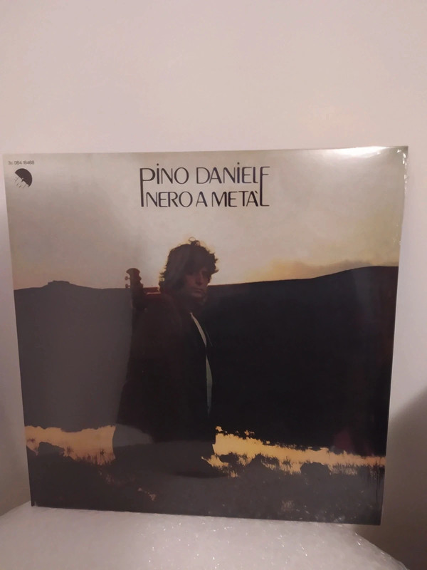 Pino Daniele Nero a Metà