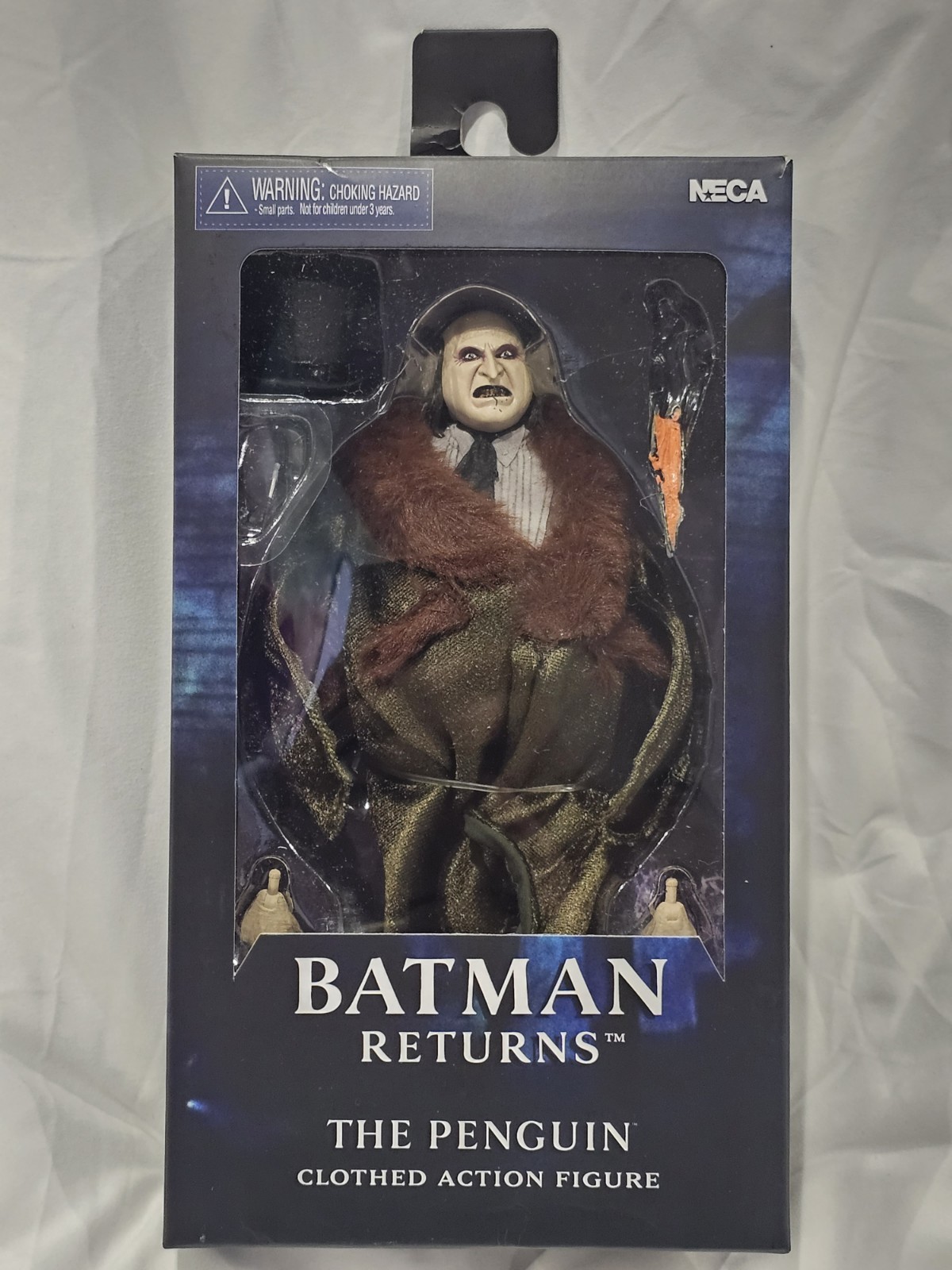 Modellino NECA Batman Returns the Penguin vestito nuovo sigillato 8" ⬜️