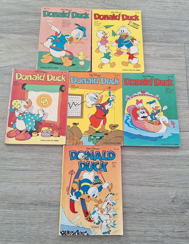 **6 Walt Disney Donald Duck Comics**