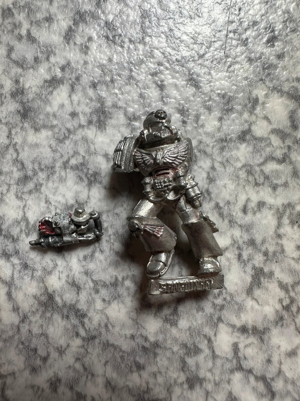 Warhammer 40K vintage : prêtre sanguinien