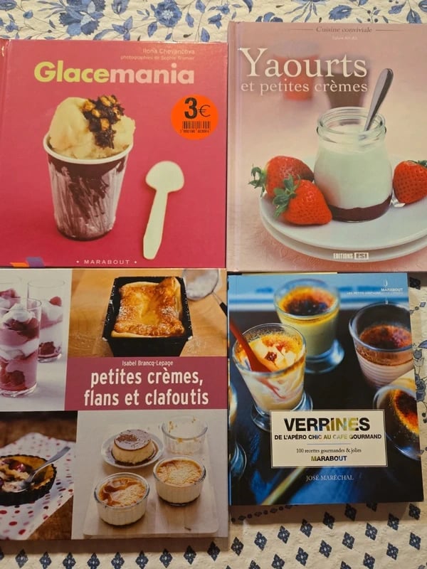 Livres recettes cuisine pâtisserie clafoutis crèmes yaourts glaces verrines flans desserts