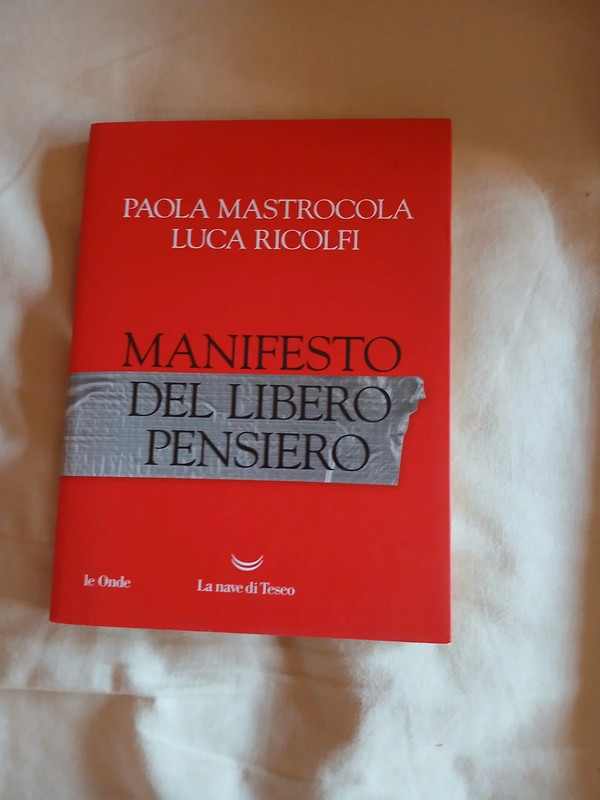 Testo universitario
