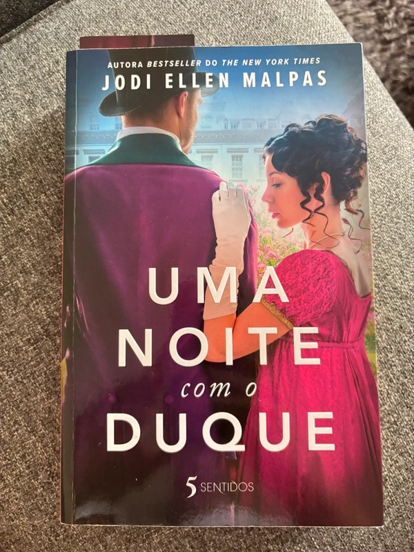 Livro “Uma Noite com o Duque” de Jodi Ellen Malpas