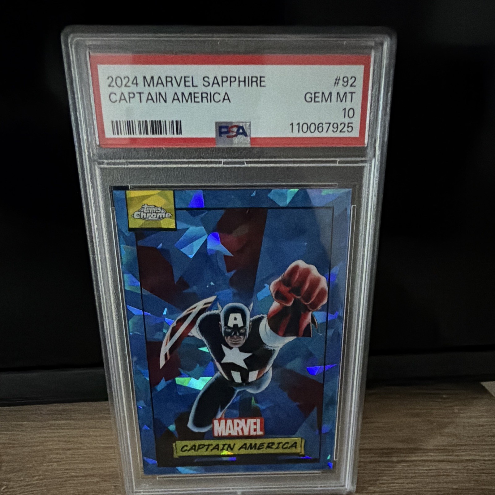 Topps 2024 Marvel Zaffiro Blu Capitan America #92 PSA 10 Rifrattore