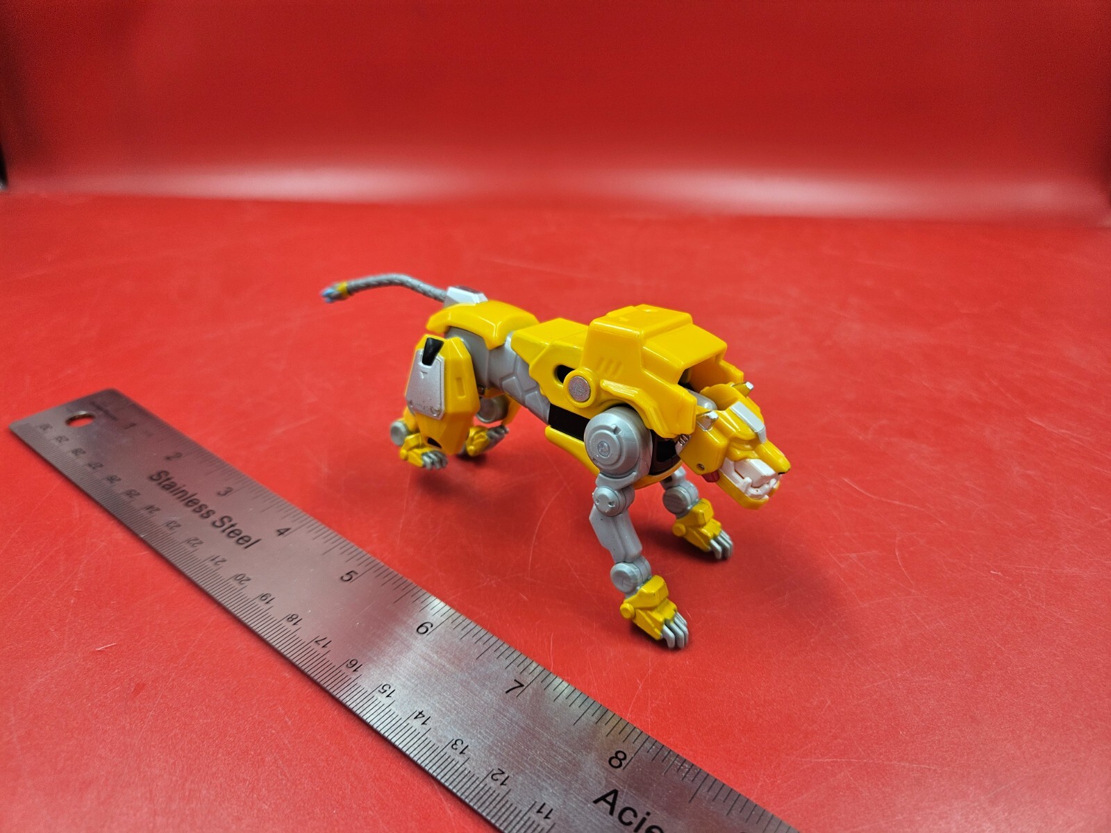 Voltron Yellow Lion Die Cast Figure Action