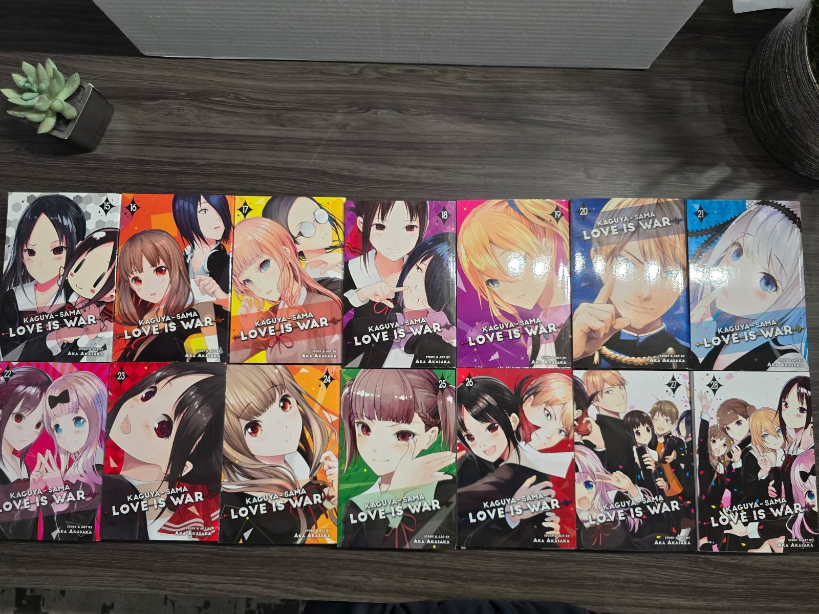 Lotto manga Kaguya-sama: Love Is War - inglese, di Aka Akasaka (v.1-23 + 27/28)