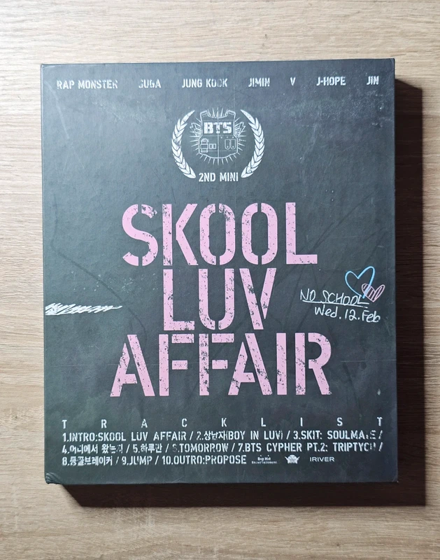 💛 [ BTS ] Álbum ● Skool luv affair ●