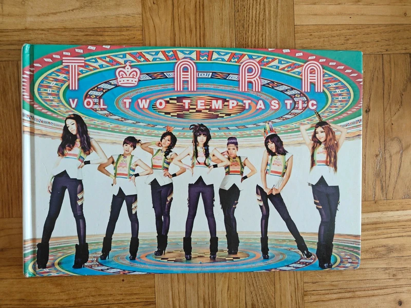 T-ARA vol two temptastic album