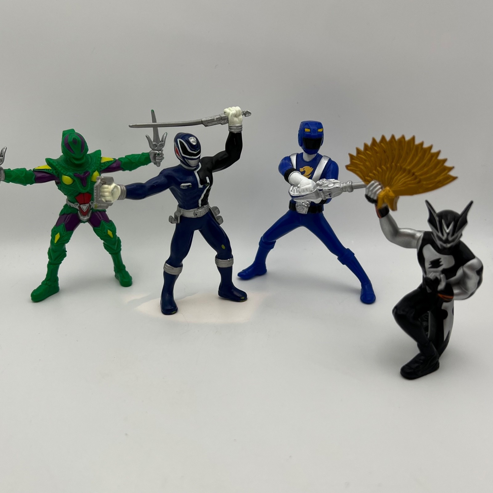 Pacchetto Figurine Power Rangers Mini 3,5" Bandai Blu Verde Nero Ranger #18