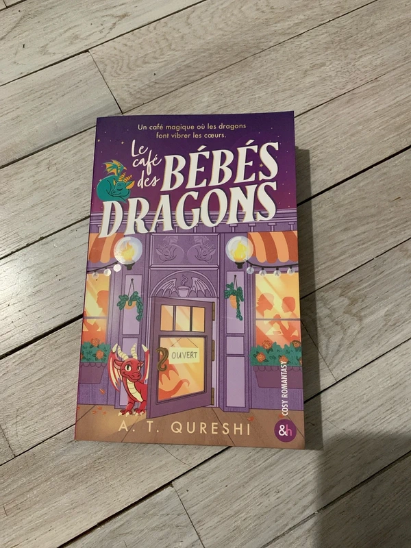 Le Café des bébés dragons: Une cozy romance idéale pour les fans de Laurie Gilmore et de dragons !