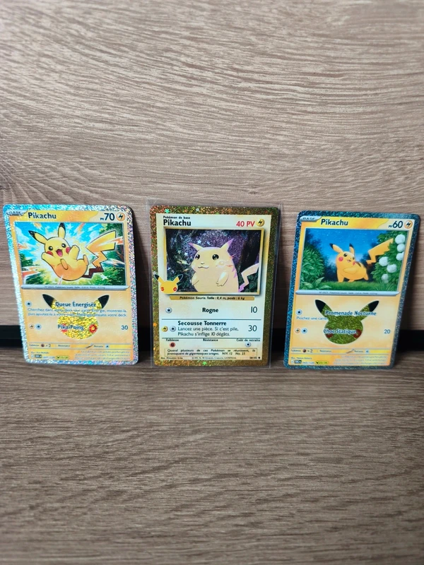 Lot cartes Pokémon Pikachu 39 ans pikachu reprint