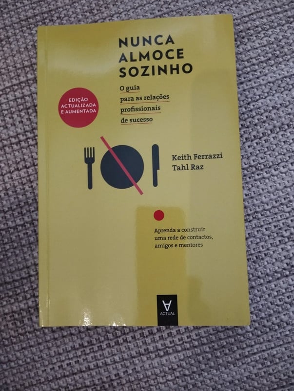 Nunca almoce sozinho