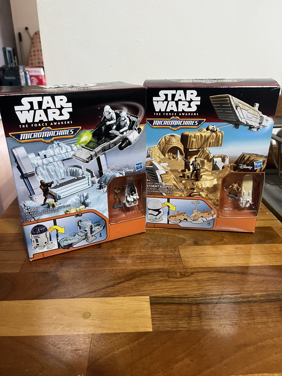 Star Wars Il Risveglio della Forza Micromachines Stormtrooper & R2-D2 play set usati