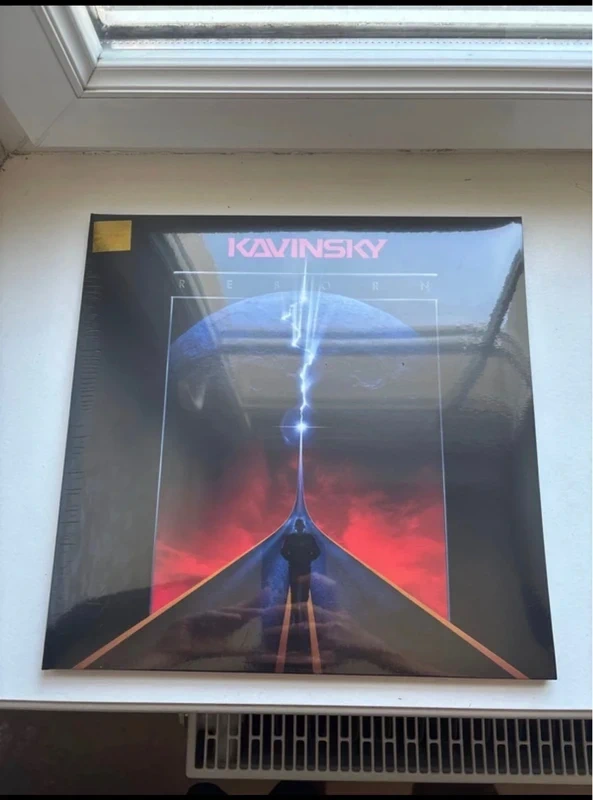 Kavinsky – Reborn