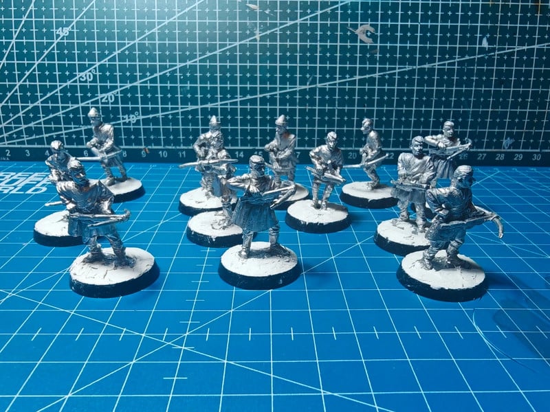 12 Norman unarmoured crossbowmen