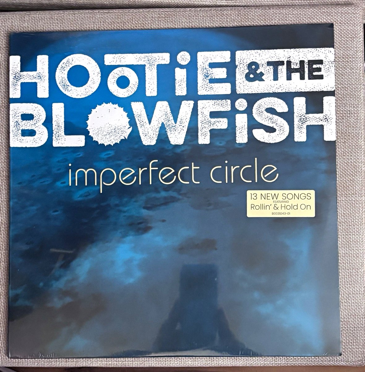 Hootie & the Blowfish - imperfect circle Vinyl Record.  New & Sealed!
