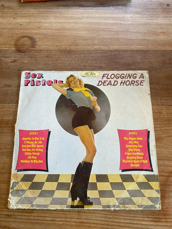 LP sex pistols-flogging a dead horse