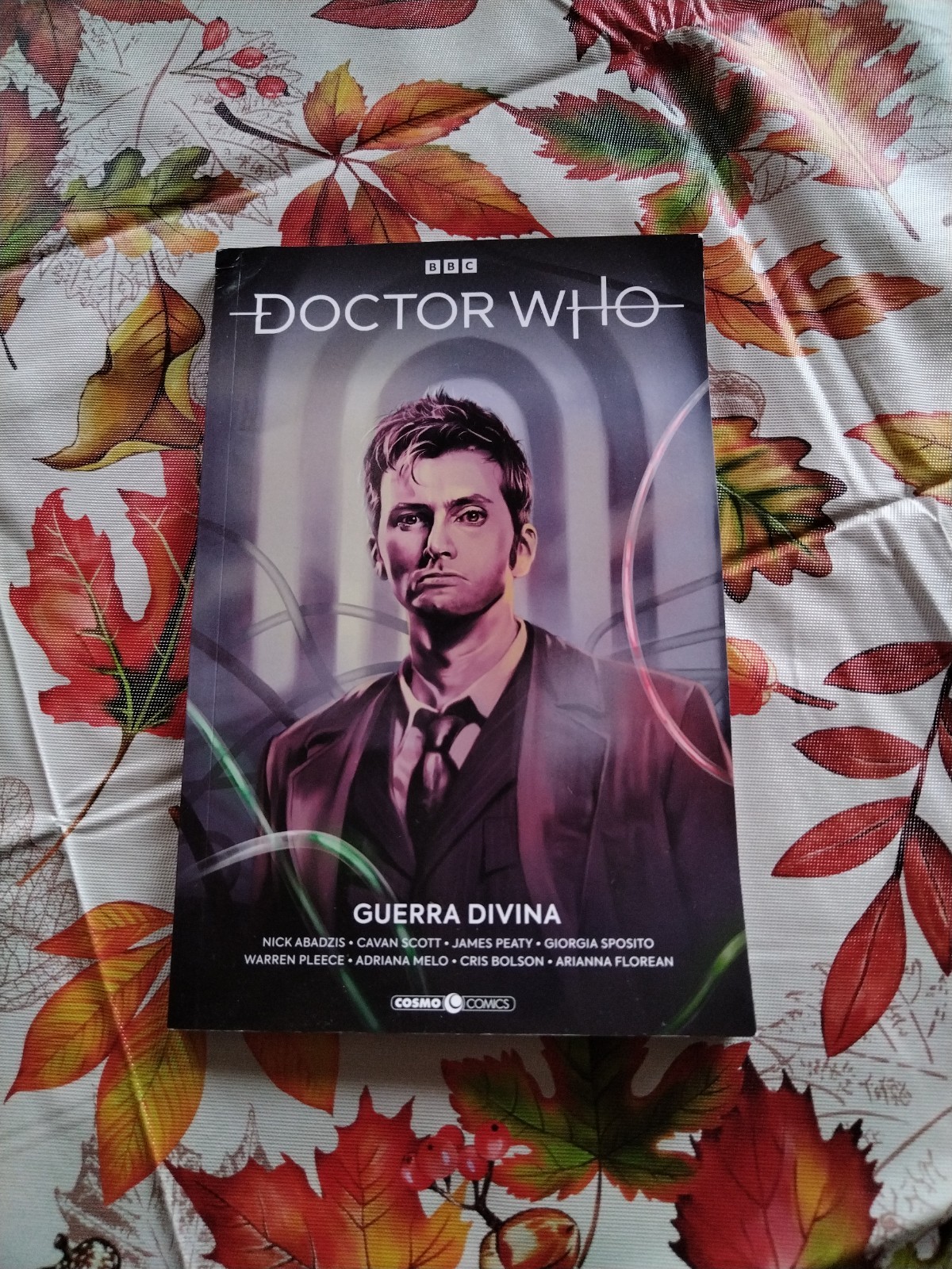 DOCTOR WHO GUERRA DIVINA FUMETTO GRAPHIC NOVEL VOL 19 COSMO COMICS BBC 2014