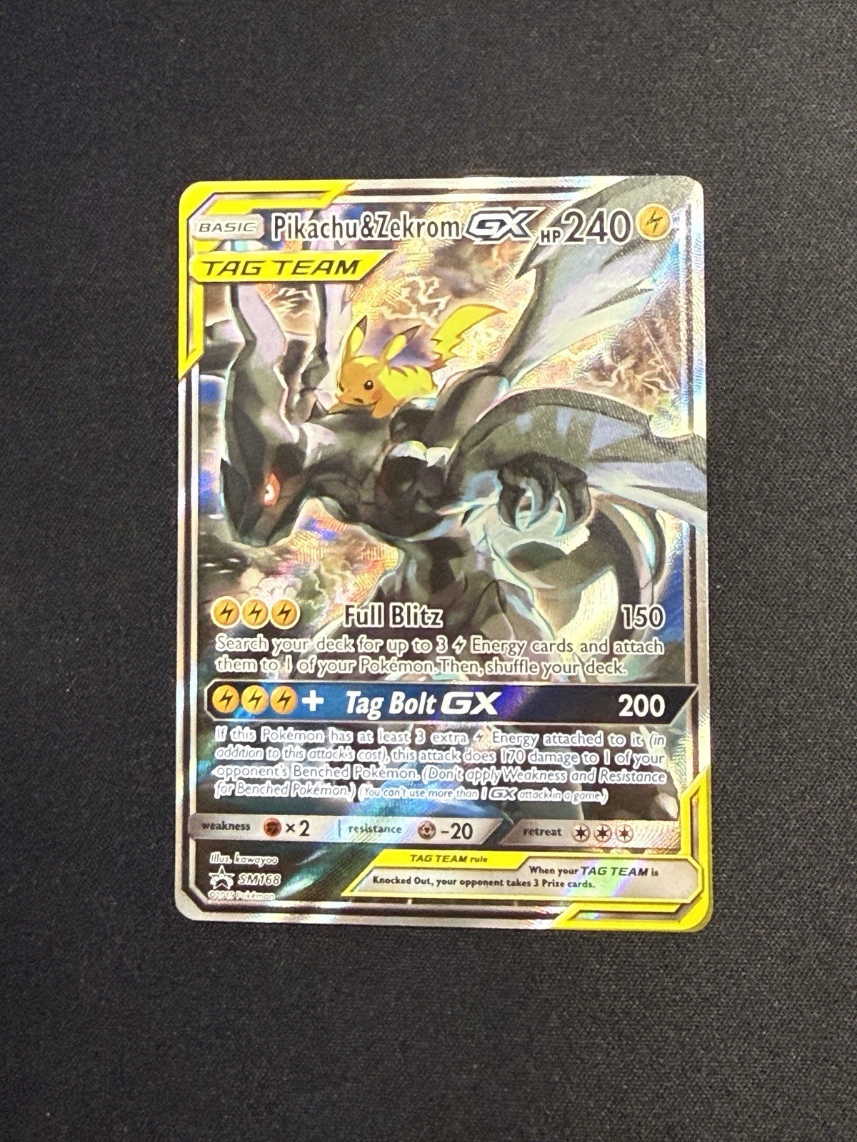 Pokémon TCG Pikachu & Zekrom GX Sole Luna Team Up SM168 Holo quasi nuovo+