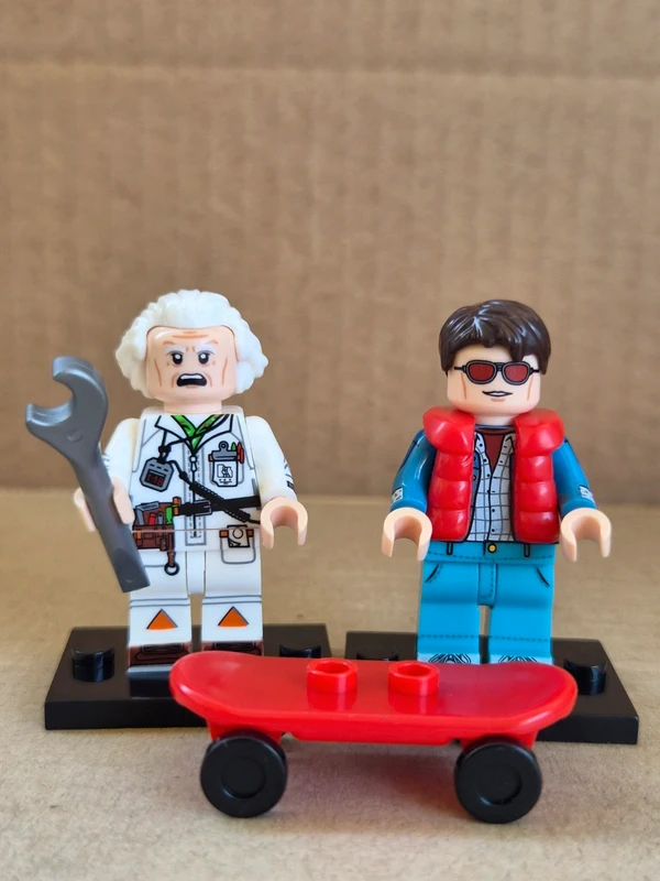 Back to the future Marty Mcfly e Doc style Lego compatible