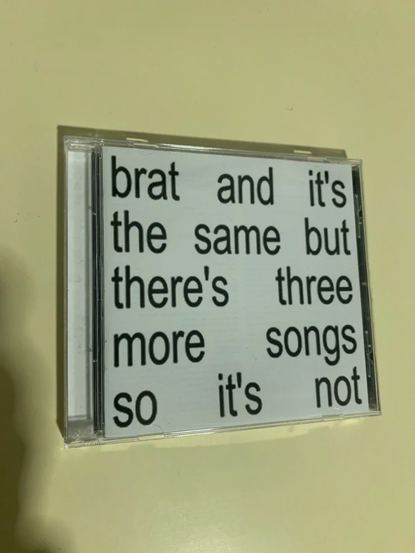CD brat deluxe Charli xcx