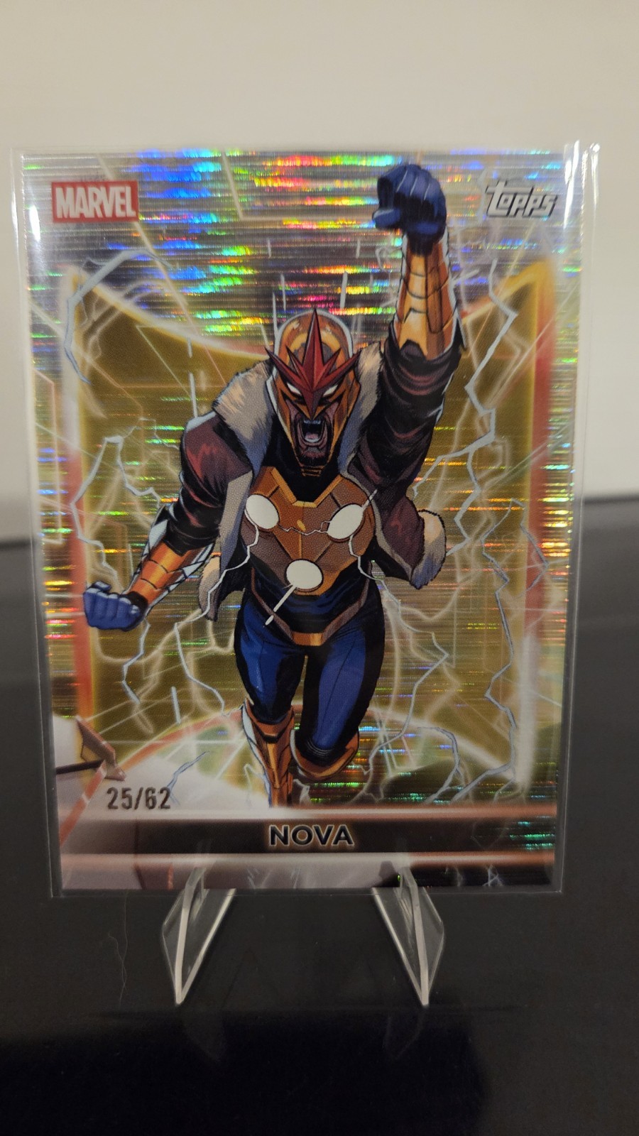2026 Topps Neon Marvel Nova 81 Rainbow Bridge Foil /62