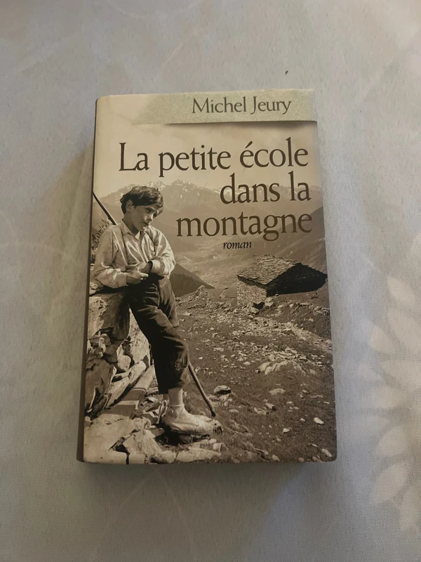 La petite école dans la montagne