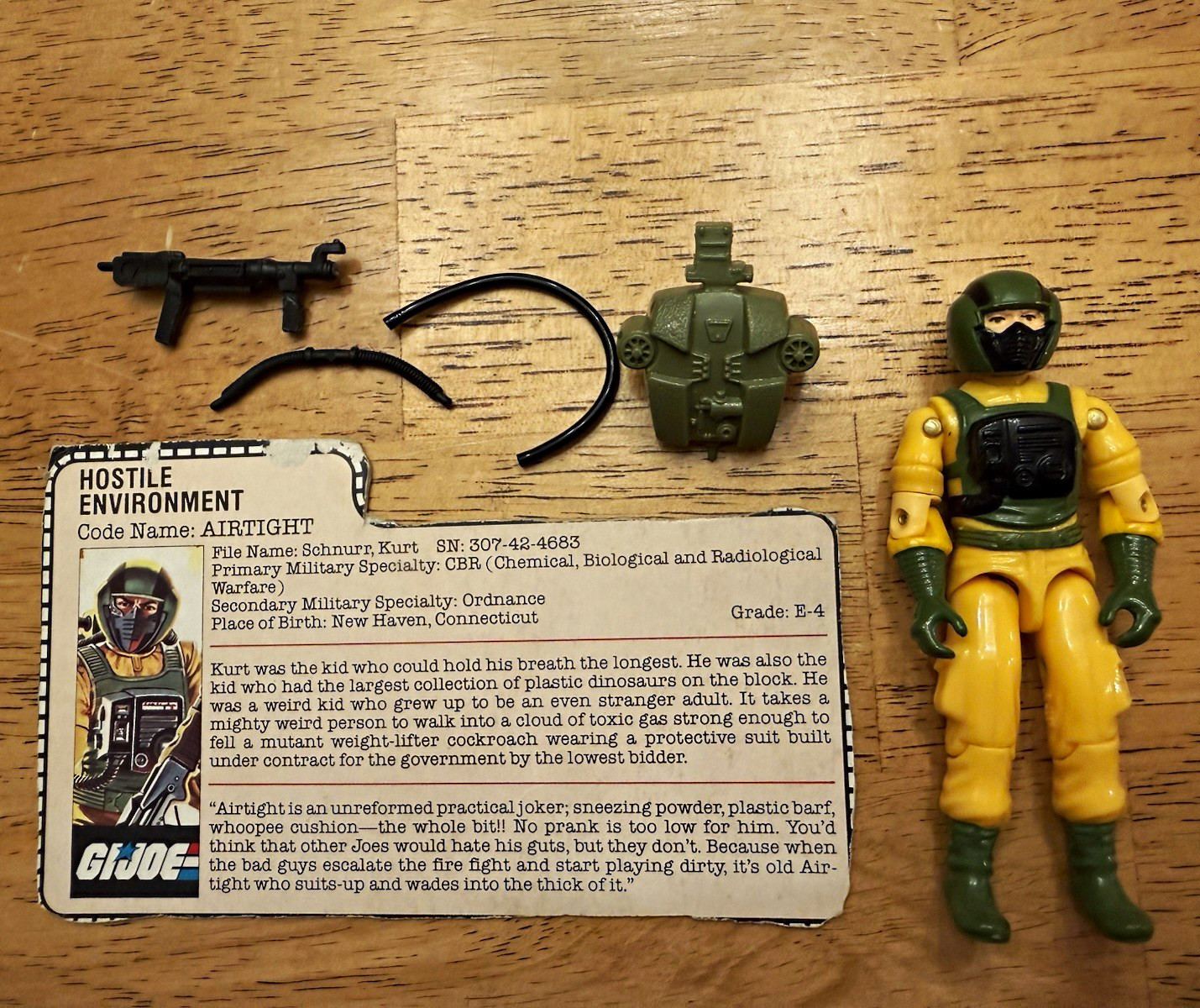 Hasbro G.I. Joe 1995 Airtight - complete with file card ARAH