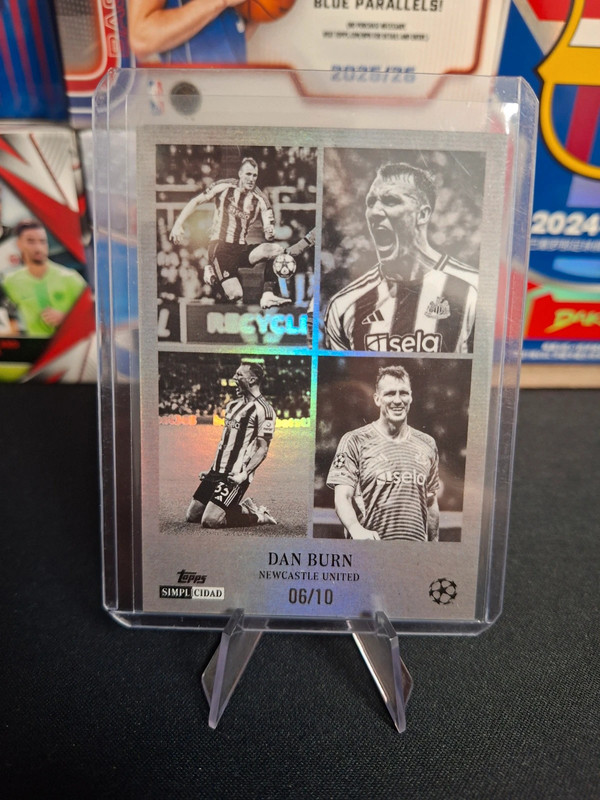 Dan Burn /10 Topps Simplicidad
