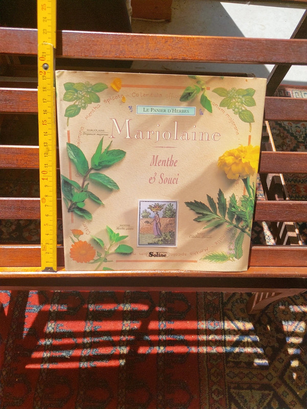 Livre marjolaine  menthe et souci