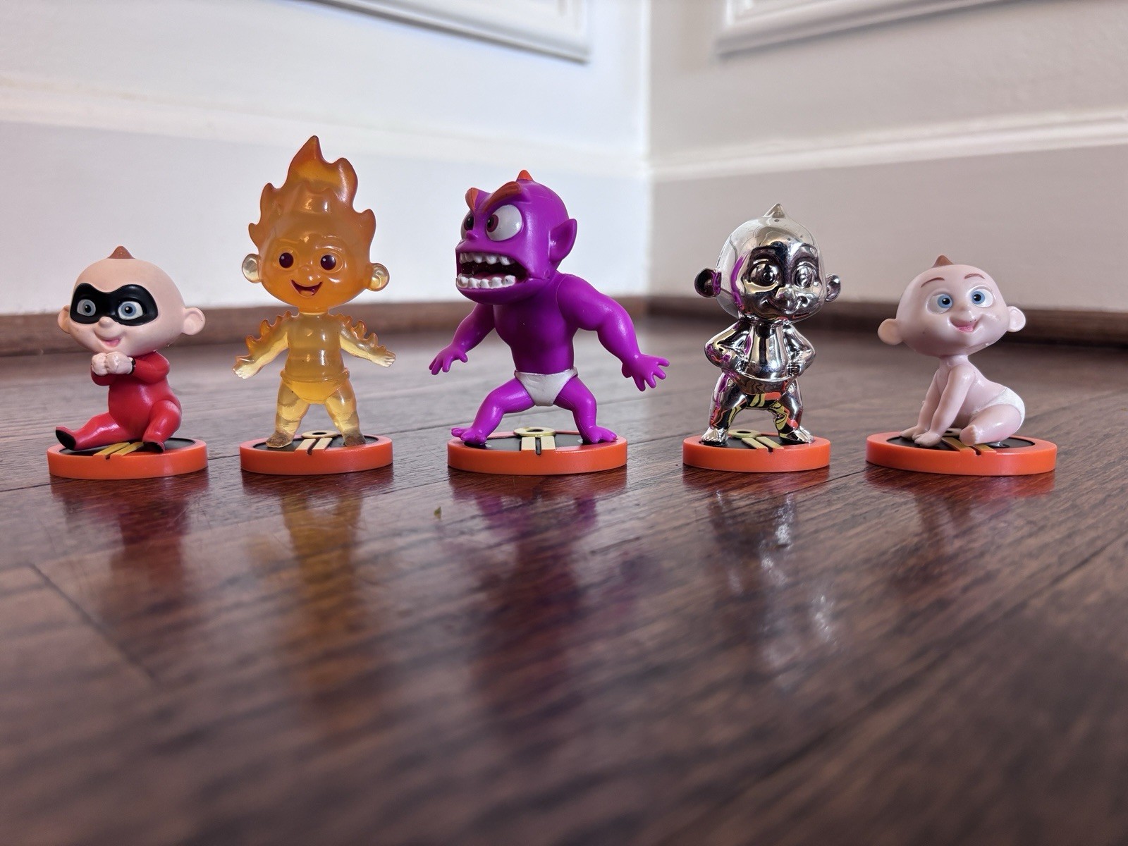 Lotto di 5 figurine Disney Pixar Incredibili 2 Jack-Jack Multipack 2018 - usate