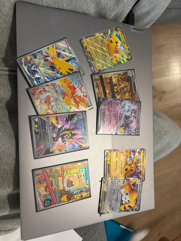 Carte Pokémon 30 ans