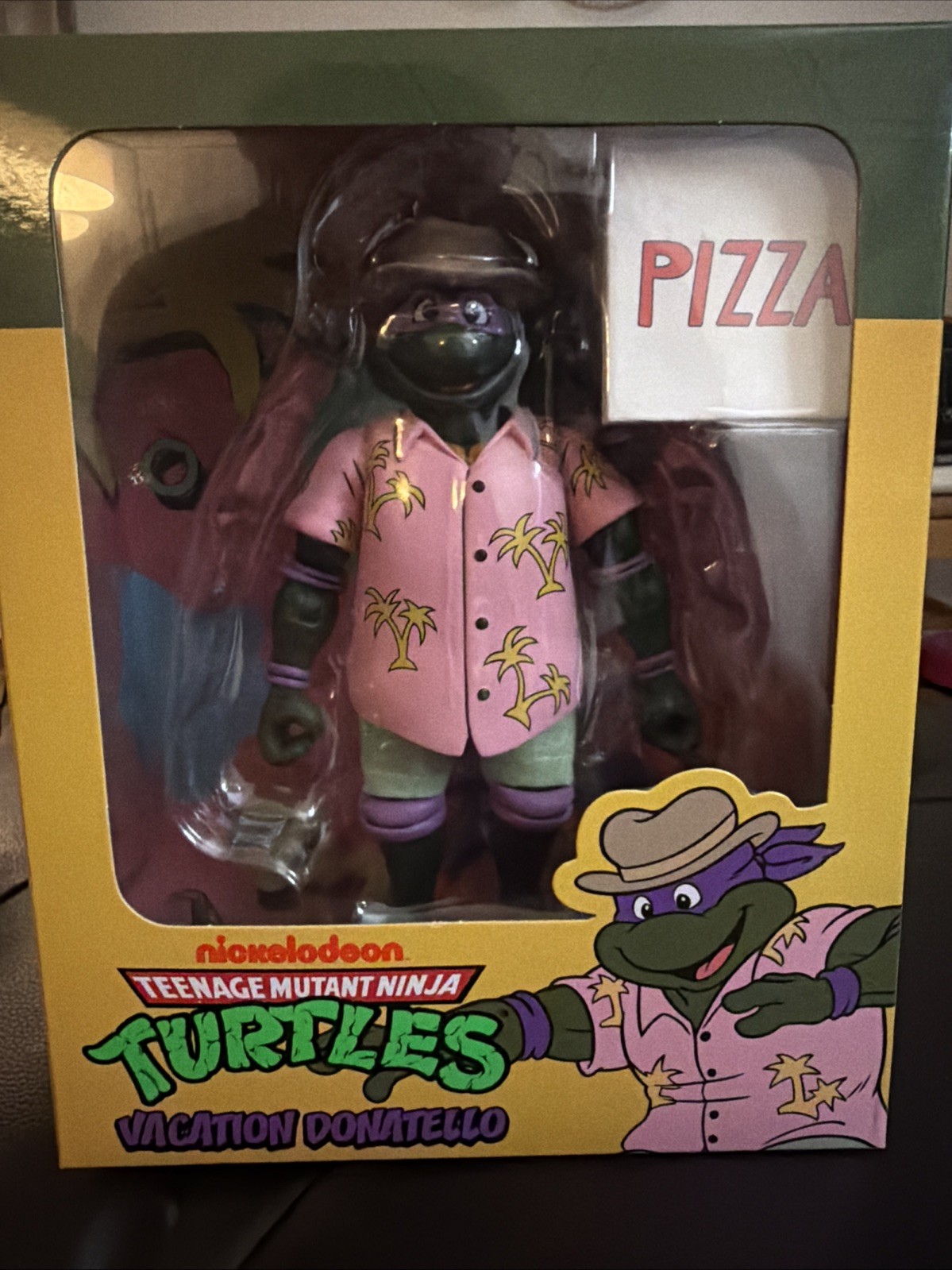Modellino NECA TMNT Vacation Donatello 2026 Tartarughe Ninja 