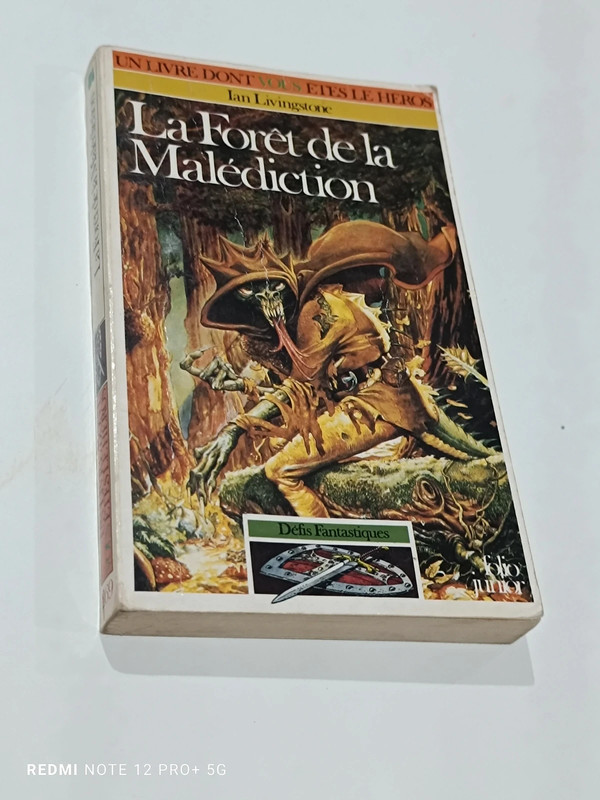Livre dont vous êtes le héros ,la forêt de la malédiction , Ian Livingstone